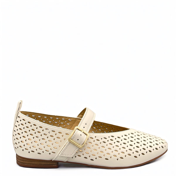 Clarks Fawna Jane - Cream Leather