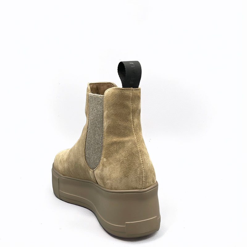 Frau HONE - 39A5 - Honey